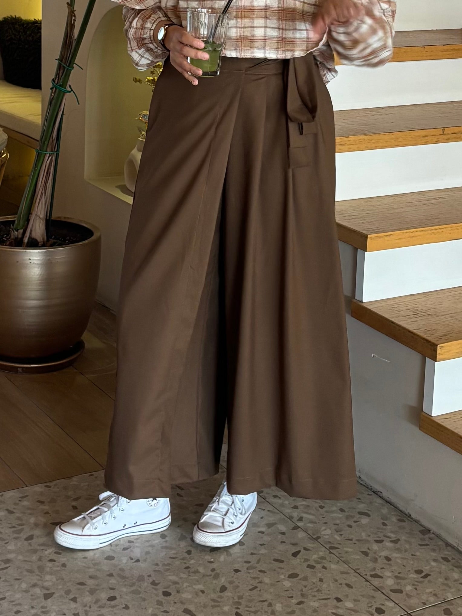 ŞÜDA KAHVERENGİ ETEK PANTOLON