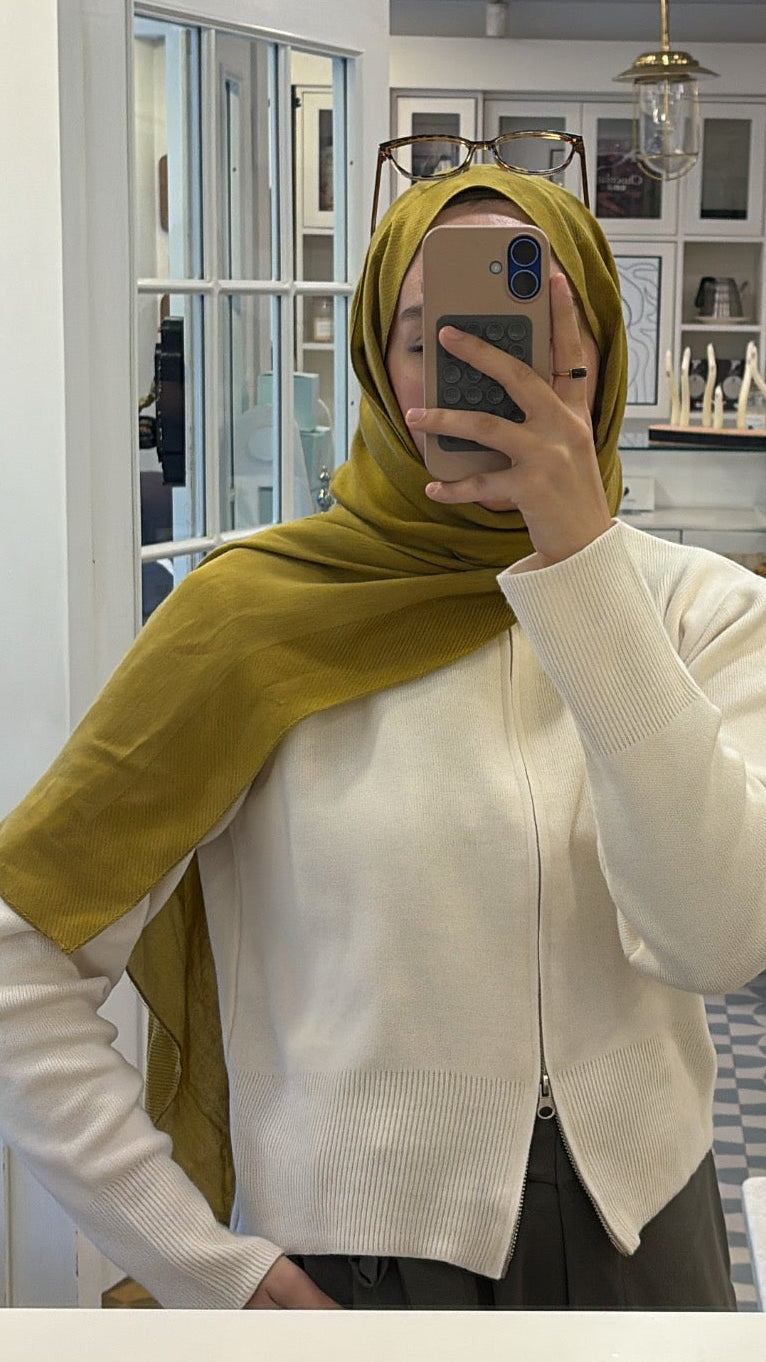 EKRU OLYA HIRKA